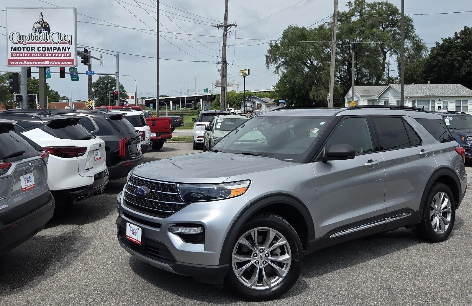 2020 Ford Explorer XLT 4WD's photo