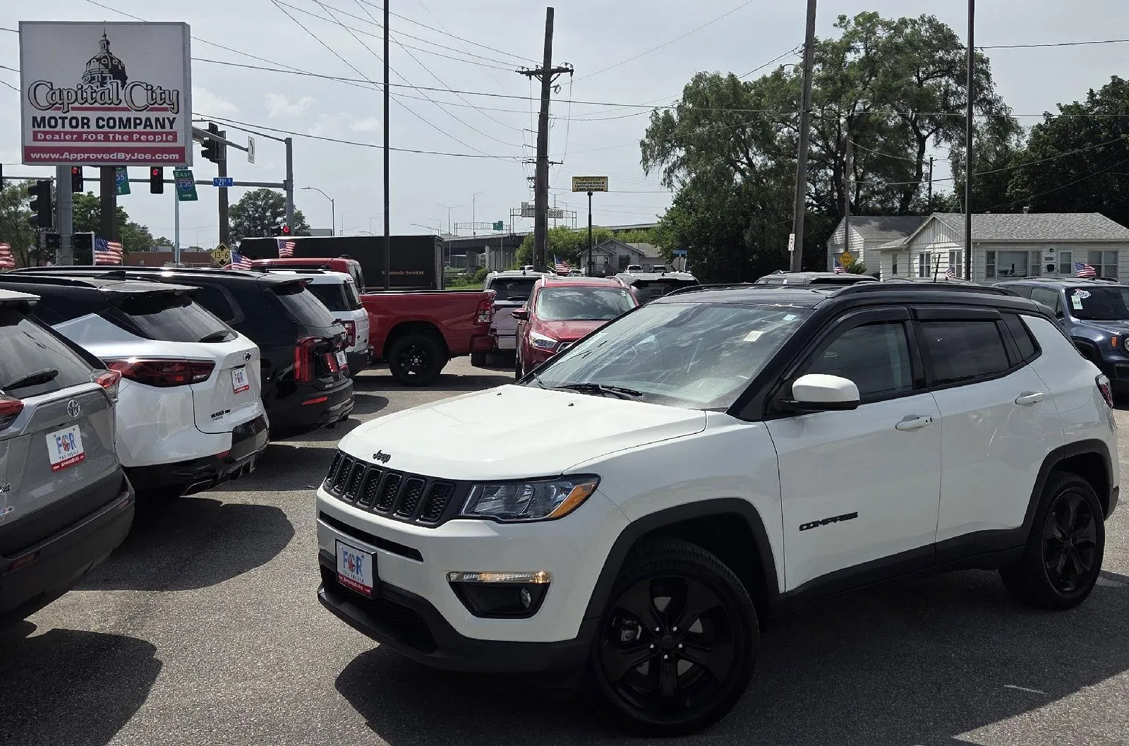 White 2021 Jeep Compass Altitude for sale in Des Moines, IA