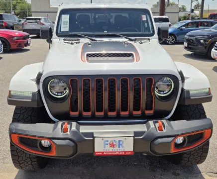 More photos of 2021 Jeep Gladiator Mojave at Capital City Motor Company, IA