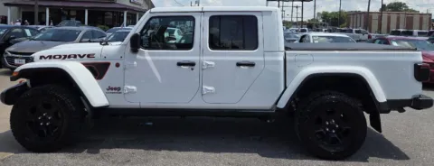 More photos of 2021 Jeep Gladiator Mojave at Capital City Motor Company, IA