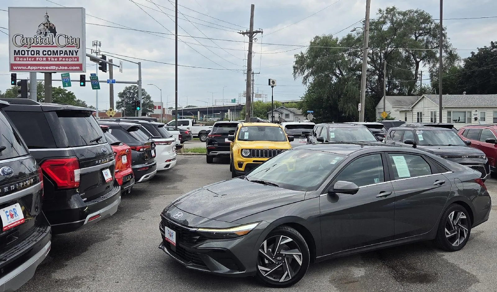 2024 Hyundai Elantra Limited for sale in Des Moines, IA