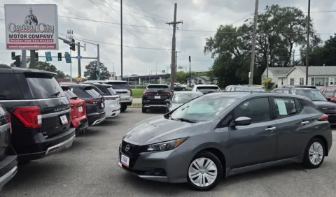 Gray 2025 Nissan LEAF S for sale in Des Moines, IA