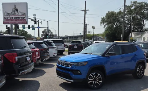 Blue 2022 Jeep Compass Limited for sale in Des Moines, IA