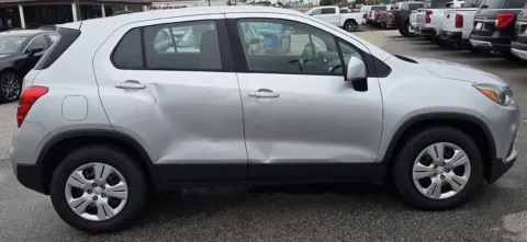 More photos of 2018 Chevrolet Trax LS at Capital City Motor Company, IA