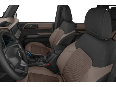 More photos of 2022 Ford Bronco Outer Banks at Capital City Motor Company, IA