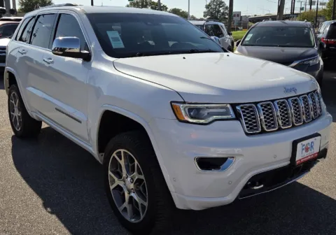 Photos of 2019 JEEP GRAND CHEROKEE Overland for sale in Des Moines, IA at Capital City Motor Company