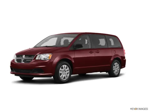 Red 2019 Dodge Grand Caravan SXT for sale in Des Moines, IA