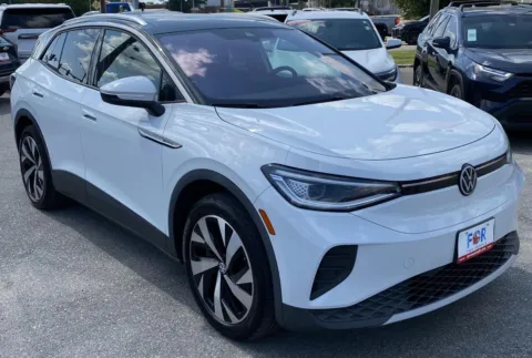 Photos of 2021 Volkswagen ID.4 Pro S for sale in Des Moines, IA at Capital City Motor Company