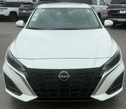 Another view of 2023 Nissan Altima 2.5 SL for sale in Des Moines, IA at Capital City Motor Company