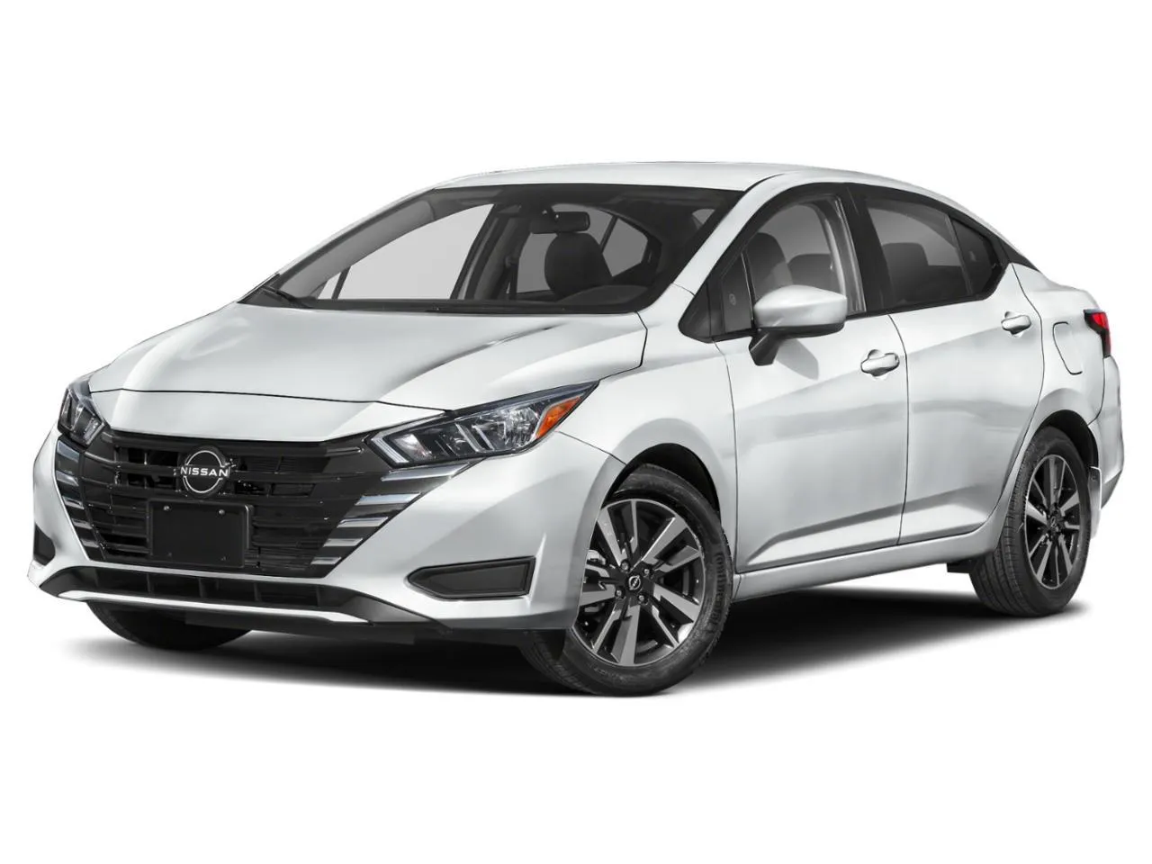 White 2024 Nissan Versa SV for sale in Des Moines, IA