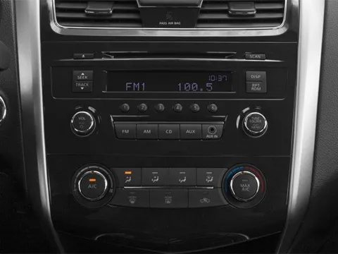 More photos of 2014 Nissan Altima 2.5 S at Capital City Motor Company, IA
