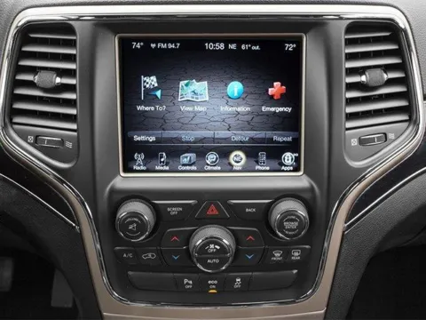 More photos of 2014 Jeep Grand Cherokee Limited at Capital City Motor Company, IA