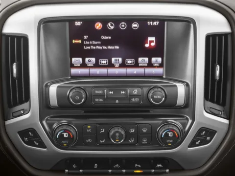 More photos of 2018 GMC Sierra 1500 SLT at Capital City Motor Company, IA