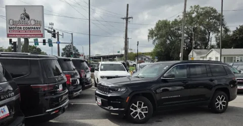Black 2024 Jeep Grand Cherokee L Limited for sale in Des Moines, IA