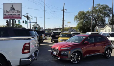 Red 2018 Hyundai Kona Limited for sale in Des Moines, IA