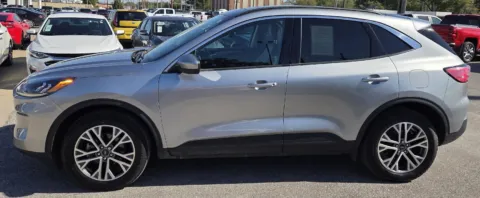 More photos of 2022 Ford Escape Hybrid SEL at Capital City Motor Company, IA
