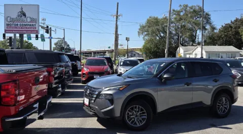 Gray 2024 Nissan Rogue S for sale in Des Moines, IA