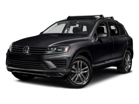 Black 2016 Volkswagen Touareg Lux for sale in Des Moines, IA