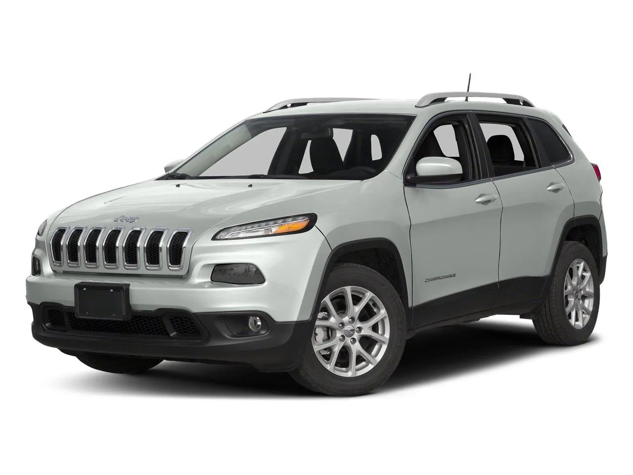 White 2016 Jeep Cherokee Latitude for sale in Des Moines, IA