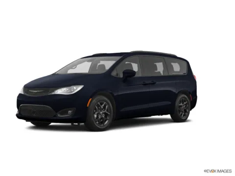 Gray 2020 CHRYSLER PACIFICA Touring L Plus for sale in Des Moines, IA