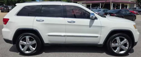 More photos of 2012 Jeep Grand Cherokee Overland at Capital City Motor Company, IA