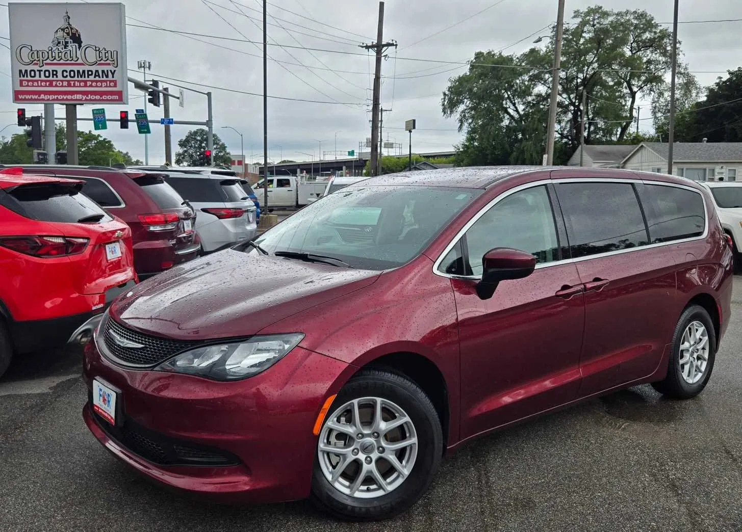 2023 Chrysler Voyager LX for sale in Des Moines, IA