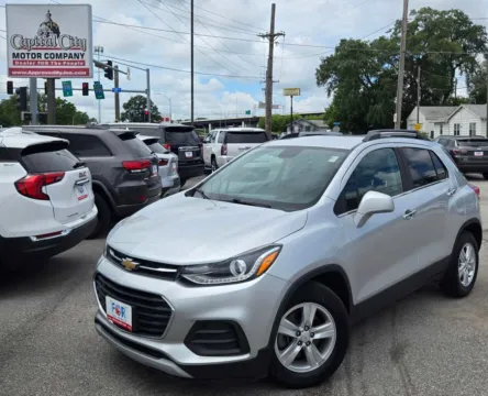 Silver 2020 Chevrolet Trax LT for sale in Des Moines, IA