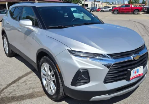 Silver 2019 Chevrolet Blazer LT for sale in Des Moines, IA