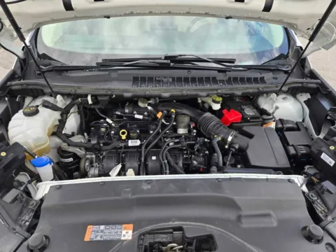 More photos of 2023 Ford Edge SEL at Capital City Motor Company, IA