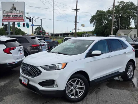 White 2023 Ford Edge SEL for sale in Des Moines, IA
