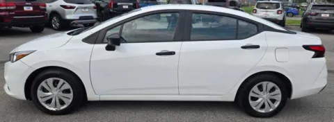 More photos of 2021 Nissan Versa S at Capital City Motor Company, IA