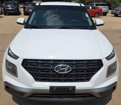 Photos of 2021 Hyundai Venue SE for sale in Des Moines, IA at Capital City Motor Company