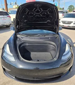 More photos of 2018 Tesla Model 3 Long Range Battery at Capital City Motor Company, IA