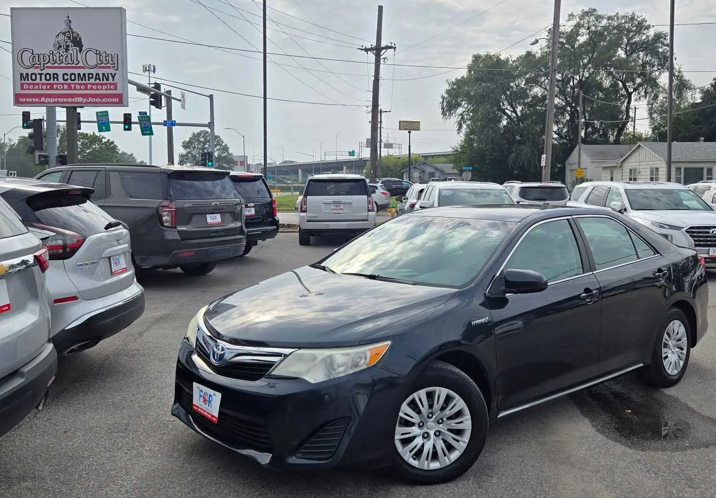 2013 Toyota Camry Hybrid LE for sale in Des Moines, IA