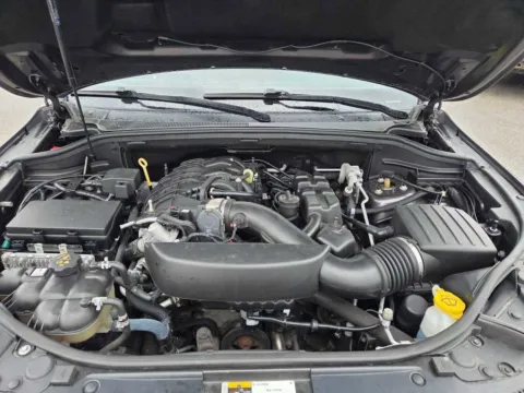 More photos of 2020 Jeep Grand Cherokee Summit at Capital City Motor Company, IA