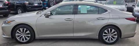 More photos of 2021 Lexus ES 350 at Capital City Motor Company, IA