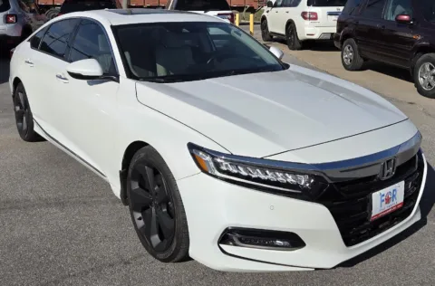 Photos of 2019 Honda Accord Touring for sale in Des Moines, IA at Capital City Motor Company