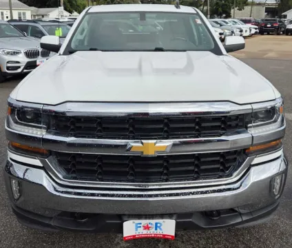 Another view of 2018 Chevrolet Silverado 1500 LT for sale in Des Moines, IA at Capital City Motor Company