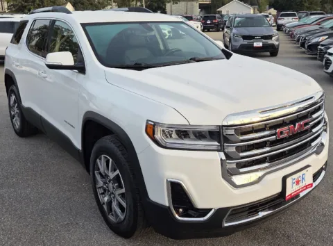 Photos of 2020 GMC Acadia SLT for sale in Des Moines, IA at Capital City Motor Company