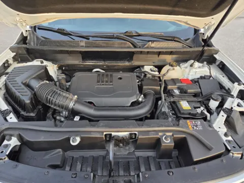 More photos of 2020 GMC Acadia SLT at Capital City Motor Company, IA