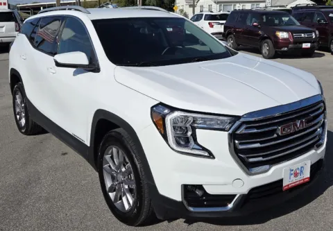Photos of 2024 GMC Terrain SLT for sale in Des Moines, IA at Capital City Motor Company