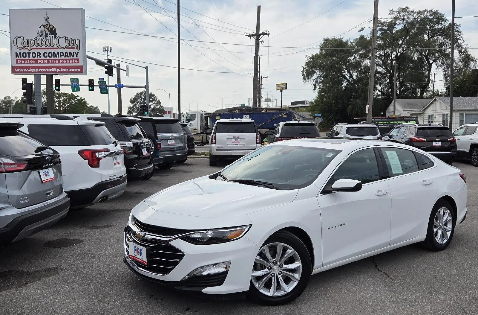White 2019 Chevrolet Malibu Hybrid for sale in Des Moines, IA