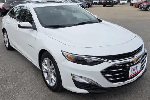 Photos of 2019 Chevrolet Malibu Hybrid for sale in Des Moines, IA at Capital City Motor Company