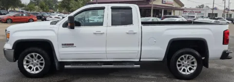 More photos of 2015 GMC Sierra 1500 SLE at Capital City Motor Company, IA