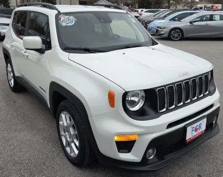 Photos of 2021 Jeep Renegade Latitude for sale in Des Moines, IA at Capital City Motor Company