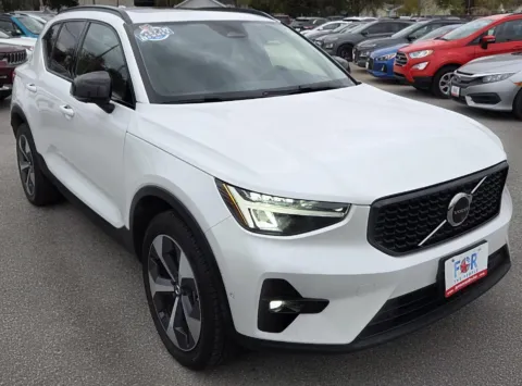 Photos of 2023 Volvo XC40 Ultimate Dark Theme for sale in Des Moines, IA at Capital City Motor Company