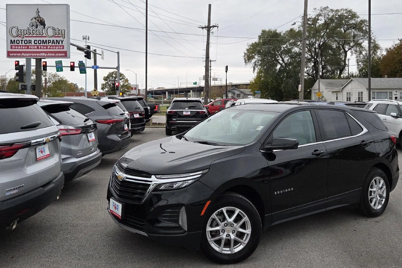 2024 Chevrolet Equinox LT's photo