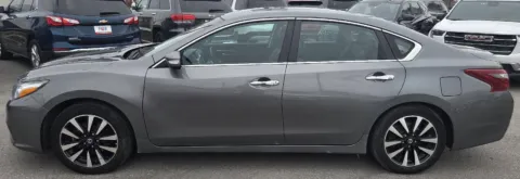 More photos of 2018 Nissan Altima 2.5 SL at Capital City Motor Company, IA