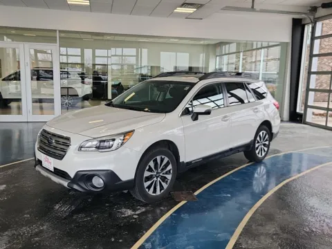White 2016 Subaru Outback 2.5i Limited for sale in Boone, IA