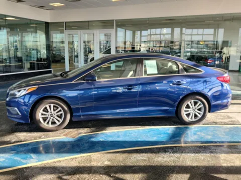 Photos of 2015 Hyundai Sonata 2.4L SE for sale in Boone, IA at Pat Clemons Inc.